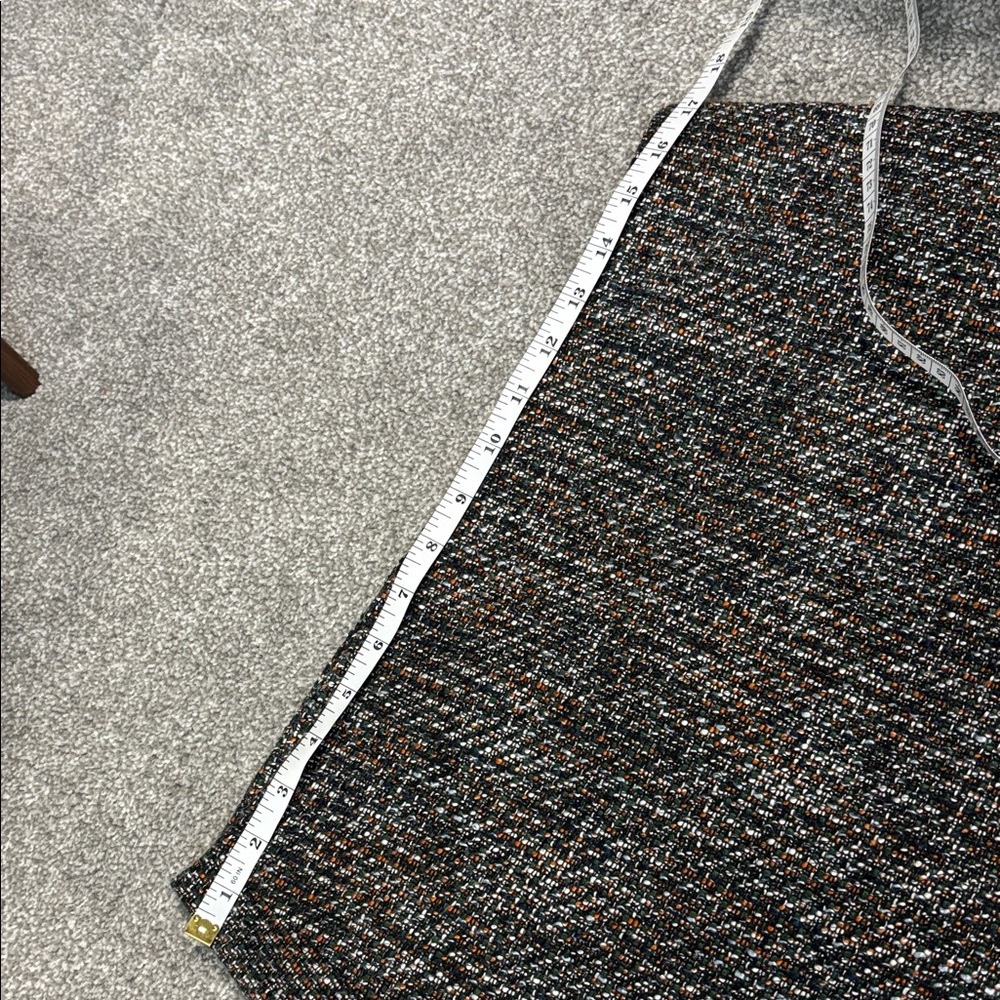 Elegant Ann Taylor Factory Tweed Skirt - Picture 7 of 13